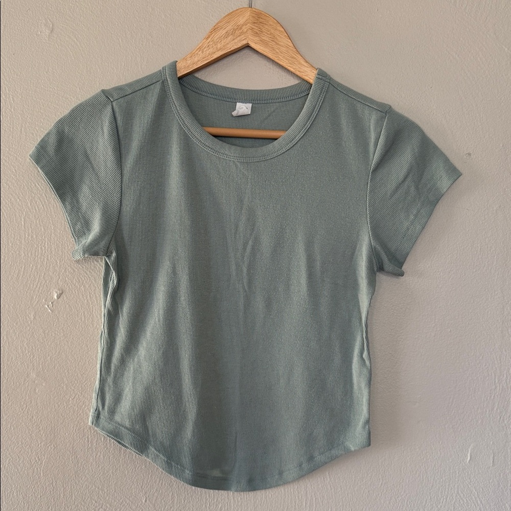 Old Navy Ultra Lite Go Dry Green Women's Top small